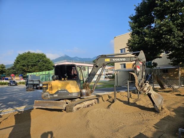 원산동병설유치원운동장, 안전 & 쾌적한 공간 확보! 전국산업안전 핵심 기술 활용 관련 이미지