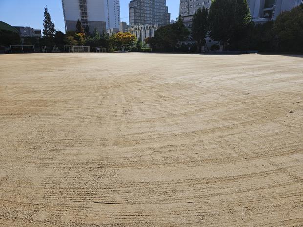 학교 운동장, 안전한 곳 만들어주는 전국산업안전 | 삼학동고등학교