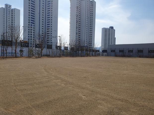죽교동중학교 운동장 소금살포: 전문가로부터 깨끗하고 안전한 공간 만들어 보세요! 관련 이미지