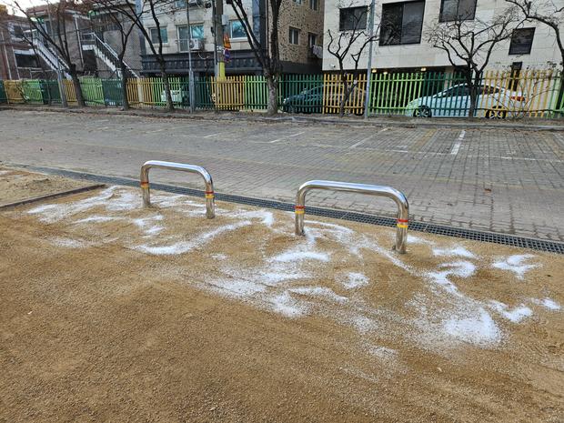 해룡면 어린이집 운동장 관리: 전국산업안전으로 즐겁고 안전한 놀이터 만들기 관련 이미지