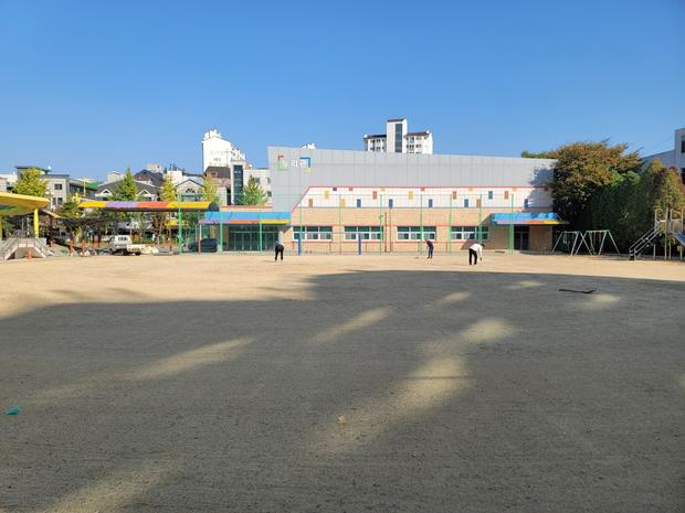 서면초등학교 운동장 관리, 안전 & 품질까지! 전문 시공으로 최고 수준 확보!