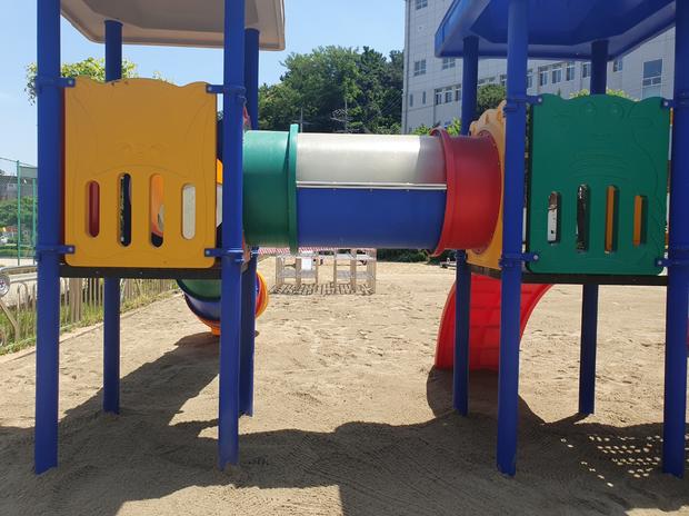 별량면중학교 운동장 잡초 제거: 전문 시공으로 안전하고 효과적인 관리! 관련 이미지