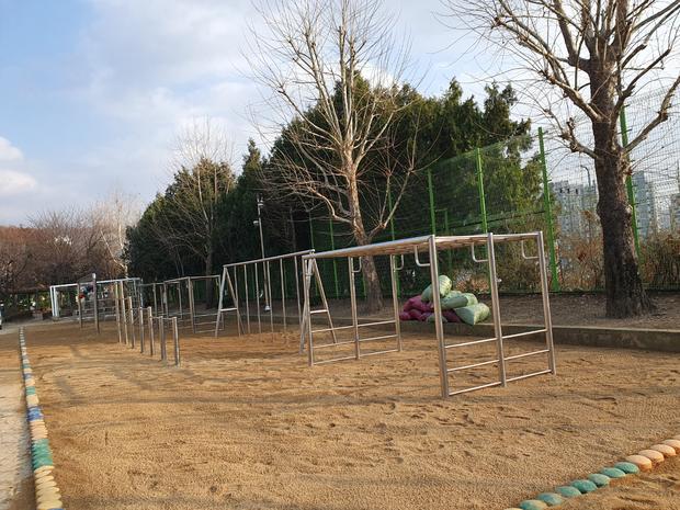 금남동초등학교 운동장 모래보충 | 전국산업안전,  학교 시설 안전 관리 꼼꼼하게! 관련 이미지