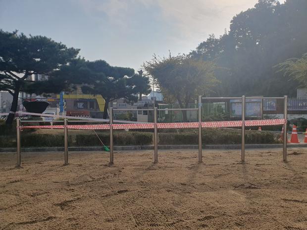 수북면병설유치원 운동장 소금살포: 학교 시설관리 전문가로부터 안전하고 효율적인 유지보... 관련 이미지