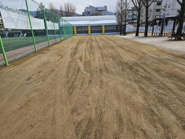 화산면고 운동장 안전, 전국산업안전 규정으로 꼼꼼하게 관리하세요!
