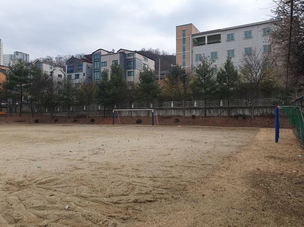 학교 운동장 모래보충, 안전 & 효과 넘치는 전국산업안전!