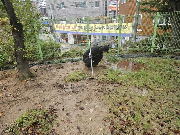 학교 운동장 모래보충, 전국산업안전으로 더욱 안전하게!