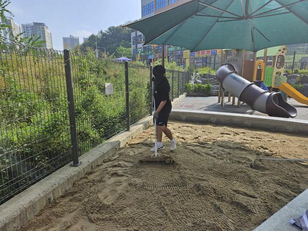 학교 운동장 관리, 전국산업안전으로 안정적인 활동 시간 보관!