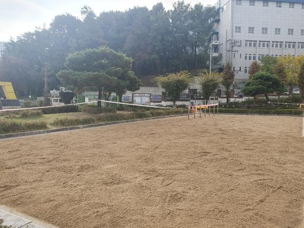 학교 운동장 모래보충, 전국산업안전으로 안정적인 놀이 공간 만들어 보세요!