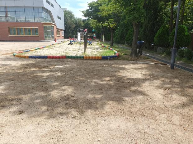 광주초등학교 운동장 마사토 충진 공사, 믿음직한 전문 업체로 완벽하게! 관련 이미지