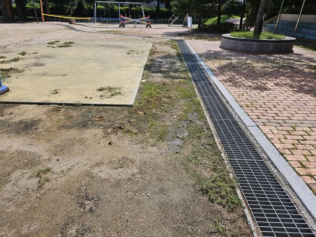 화성초등학교 운동장 라인 포인트 제거, 믿음직스러운 케이스터디움 전문가로 완벽하게 해결!