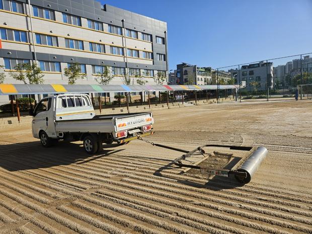 사천초등학교 운동장 유지보수, 전문가 케이스터디움으로 신뢰를!
