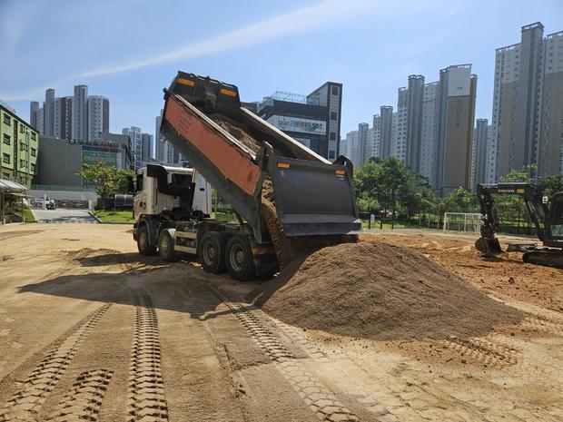 장성어린이집 운동장 renovate: 꼼꼼한 유지보수, 안전하고 신뢰할 수 있는 공간...