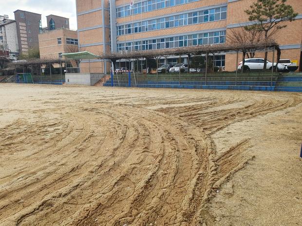 순창고등학교운동장 다짐작업, 전문 시공으로 최상의 결과를 얻다!