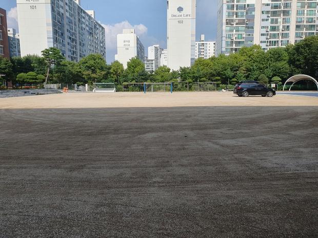장성어린이집 운동장 롤러 업그레이드! 전문 시공으로 건설 오류 방지 및 안전 확보 관련 이미지