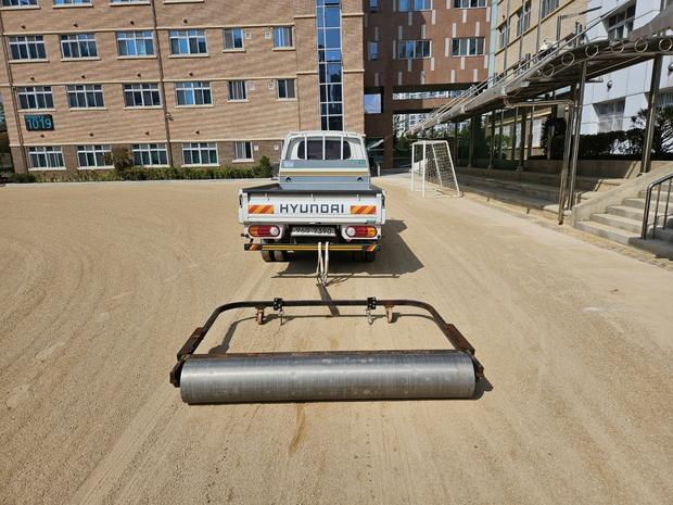 서천중학교 운동장 제초, 전문 시공으로 깨끗한 교육 환경 만들기!