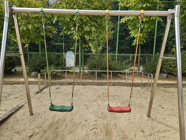 양양병설유치원운동장 그네 교체, 걱정 마세요! 전문 케이스터디움에서 완벽하게!