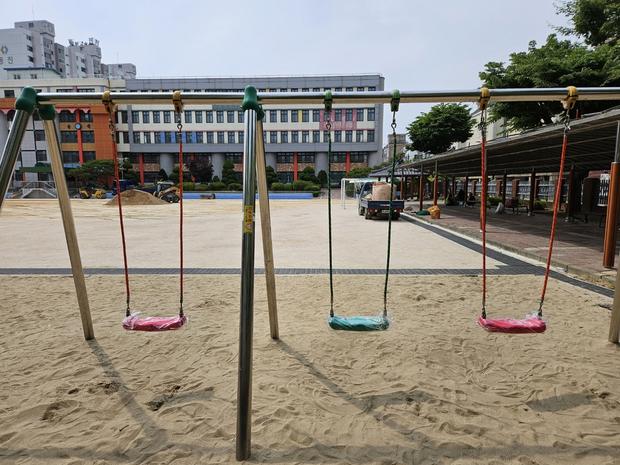 금산어린이집 놀이시설 교체,  ? 전문 시공으로 안전하고 장점 넘치는 놀이터 만들기!