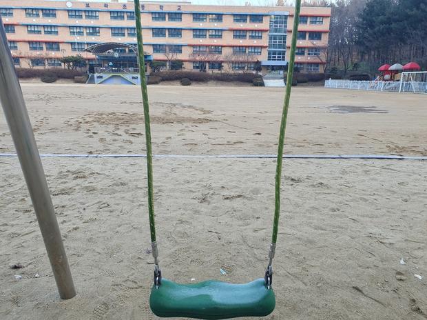 포천초등학교 놀이시설 교체, 케이스터디움으로 안전하고 장기적인 사용 걱정 끝!