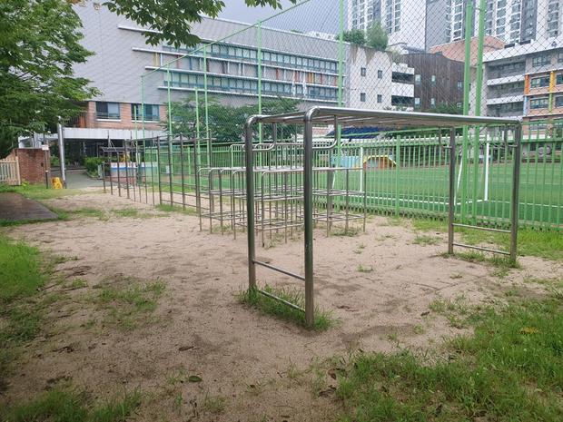 군위어린이집 놀이터 모래 보충, 전문 케이스터디움으로 튼튼하고 안전하게! 관련 이미지