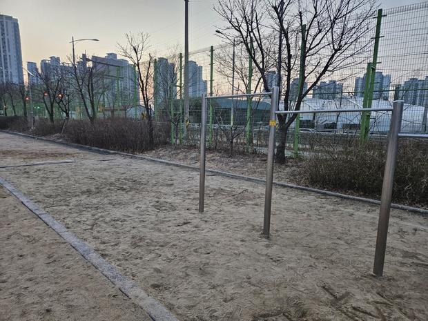 의정부병설유치원 놀이터 모래 보충, 안전하게 즐거움 만끽하기!