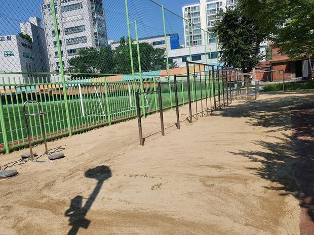 놀이시설 모래보충, 학교 의성병 설유치원  케이스터디움 ? 안전하고 오랫동안 즐겁게!